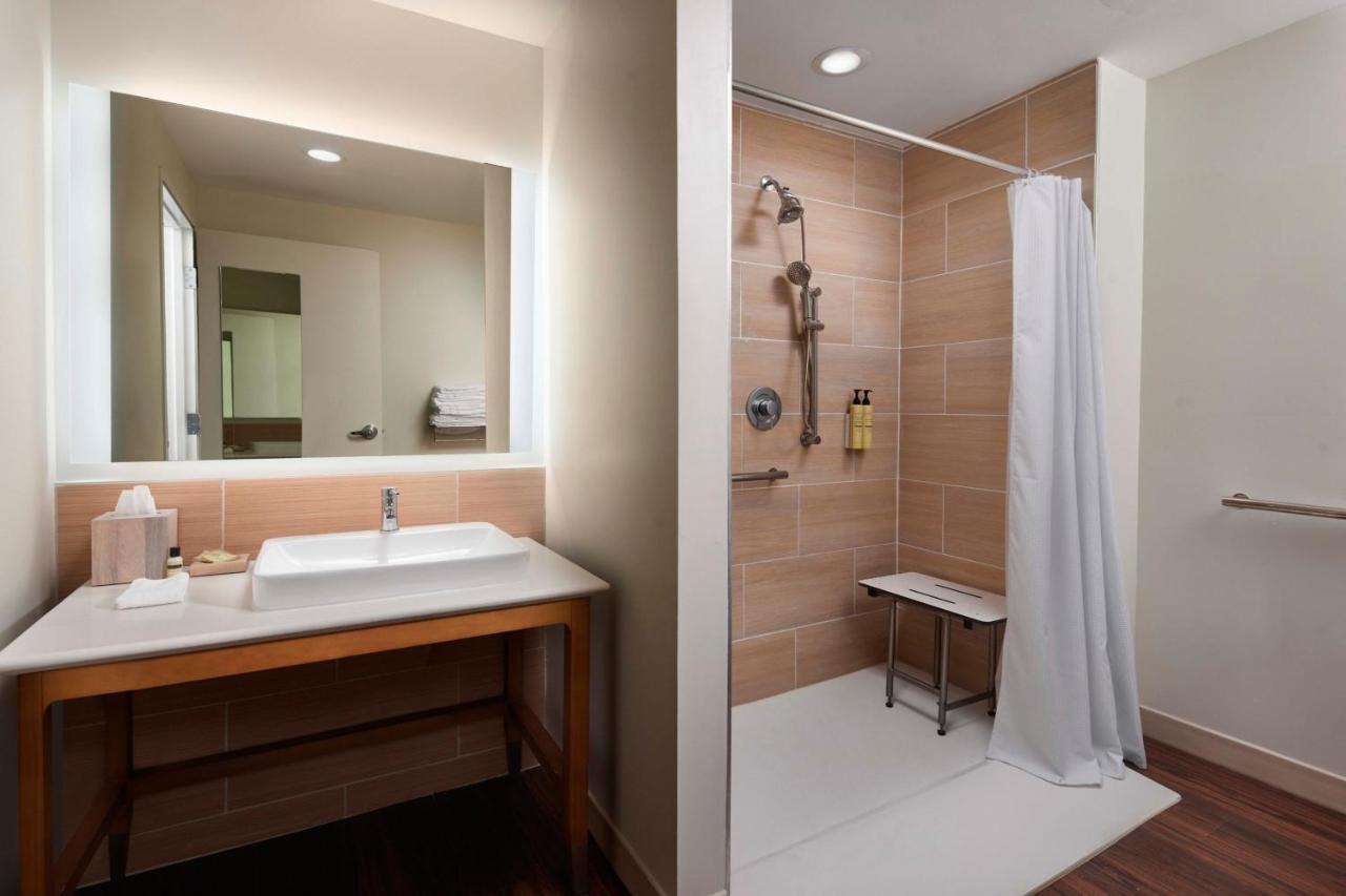 Element By Westin Baton Rouge South Hotel Bagian luar foto
