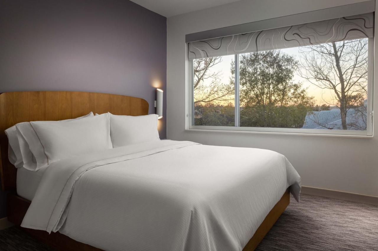 Element By Westin Baton Rouge South Hotel Bagian luar foto